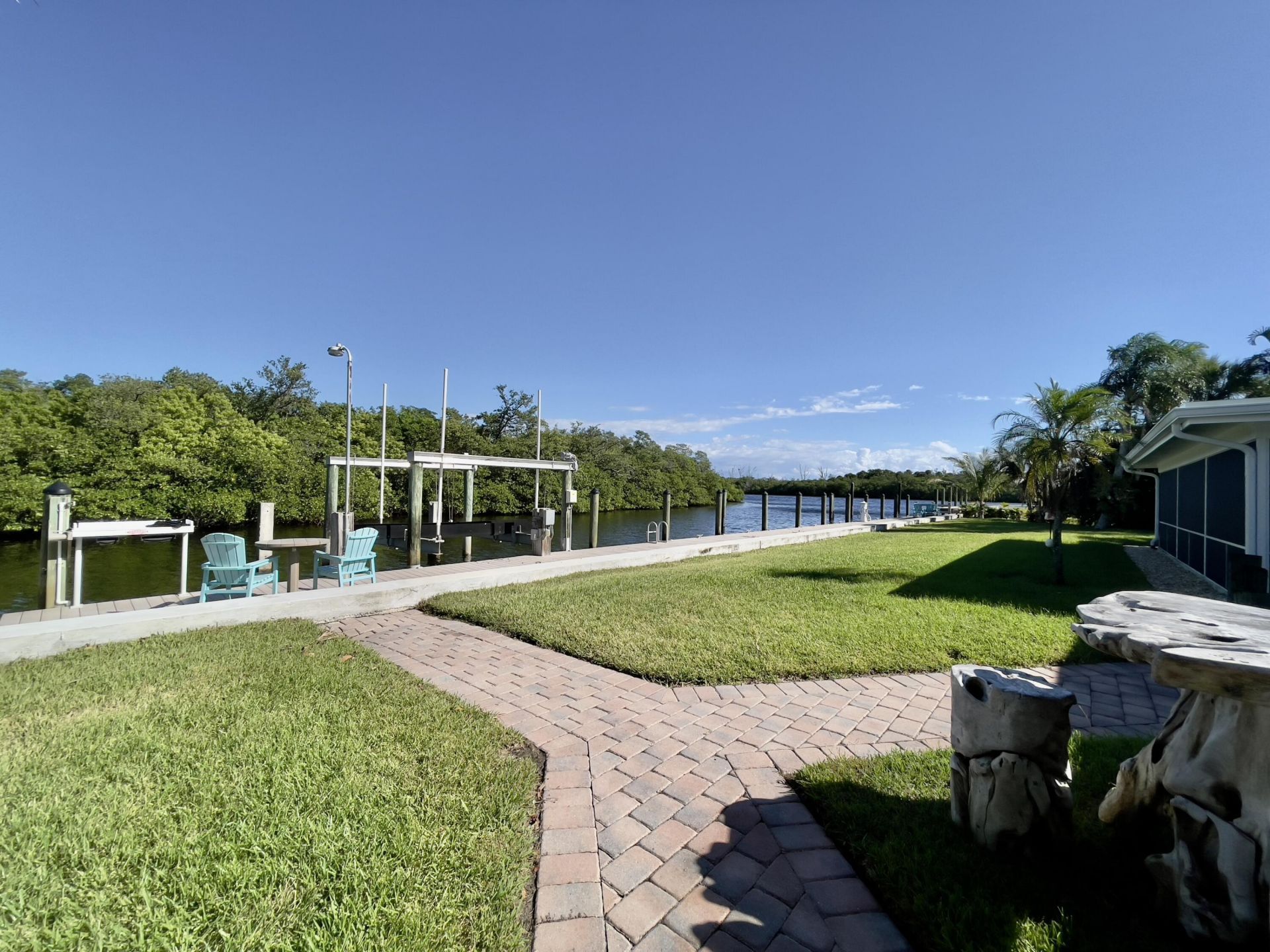 8585 SE Palm Street, Hobe Sound, FL 33455 Photo