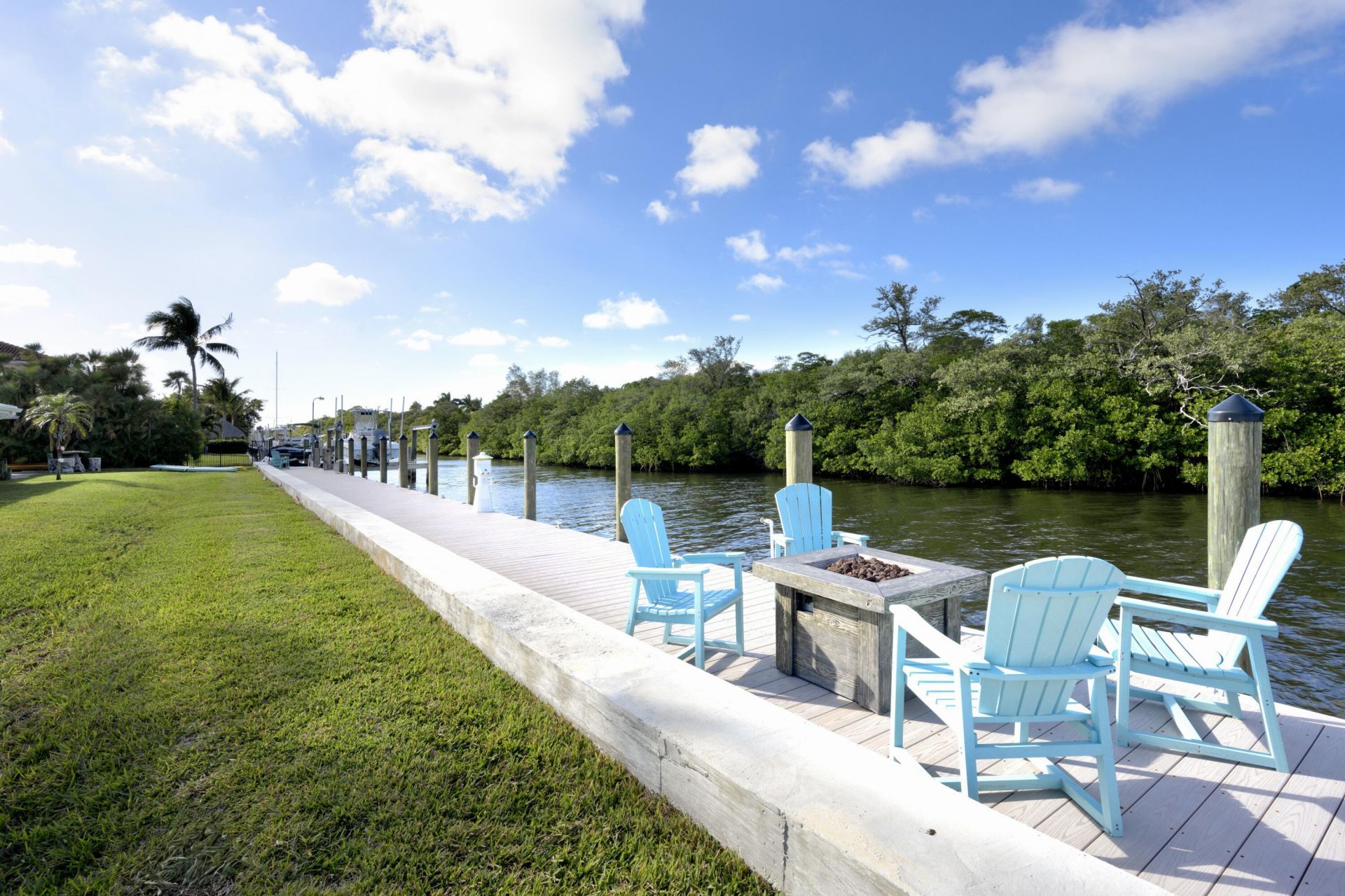 8585 SE Palm Street, Hobe Sound, FL 33455 Photo