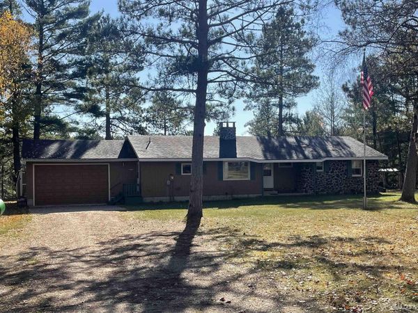 8301 Mirror Lake Road, Au Train Twp, MI 49862