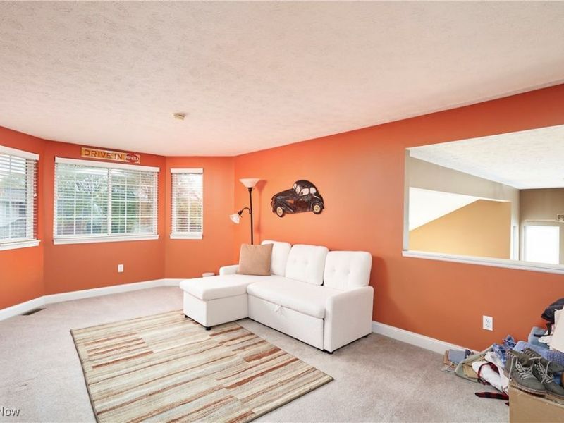 108 Furnace Run Drive, Akron, OH 44307 Photo 11