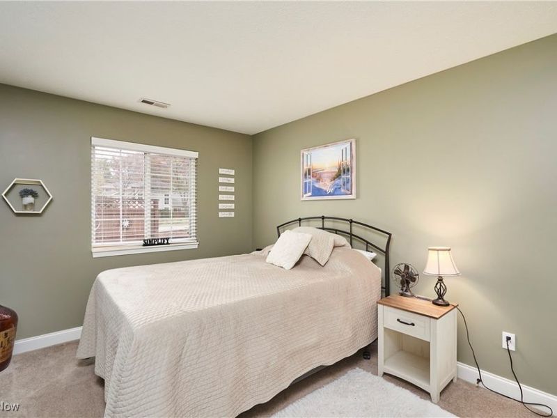 108 Furnace Run Drive, Akron, OH 44307 Photo 14