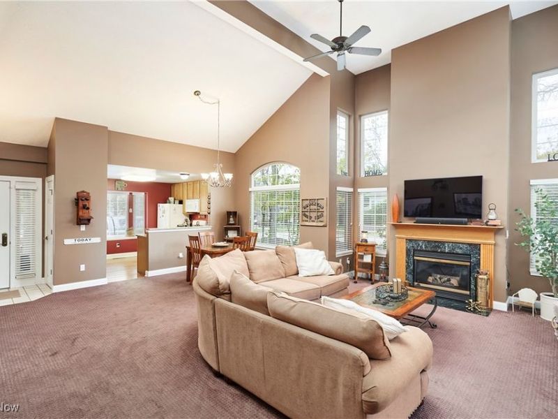 108 Furnace Run Drive, Akron, OH 44307 Photo 4