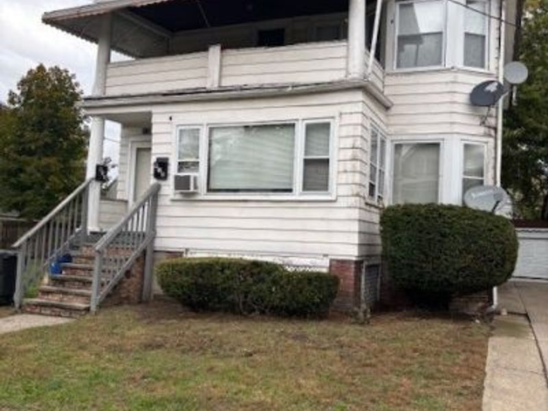 915 Evangeline Road, Cleveland, OH 44110 Photo 1