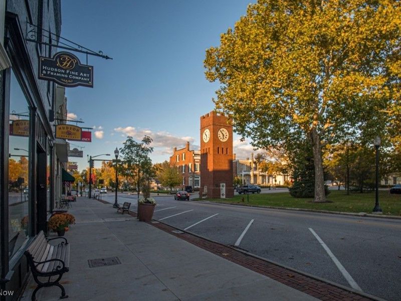 1399 Barlow Road, Unit 1, Hudson, OH 44236 Photo 12