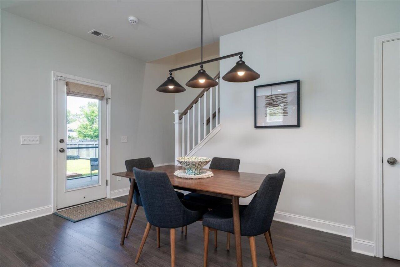 2017 Geranium Lane Photo 10