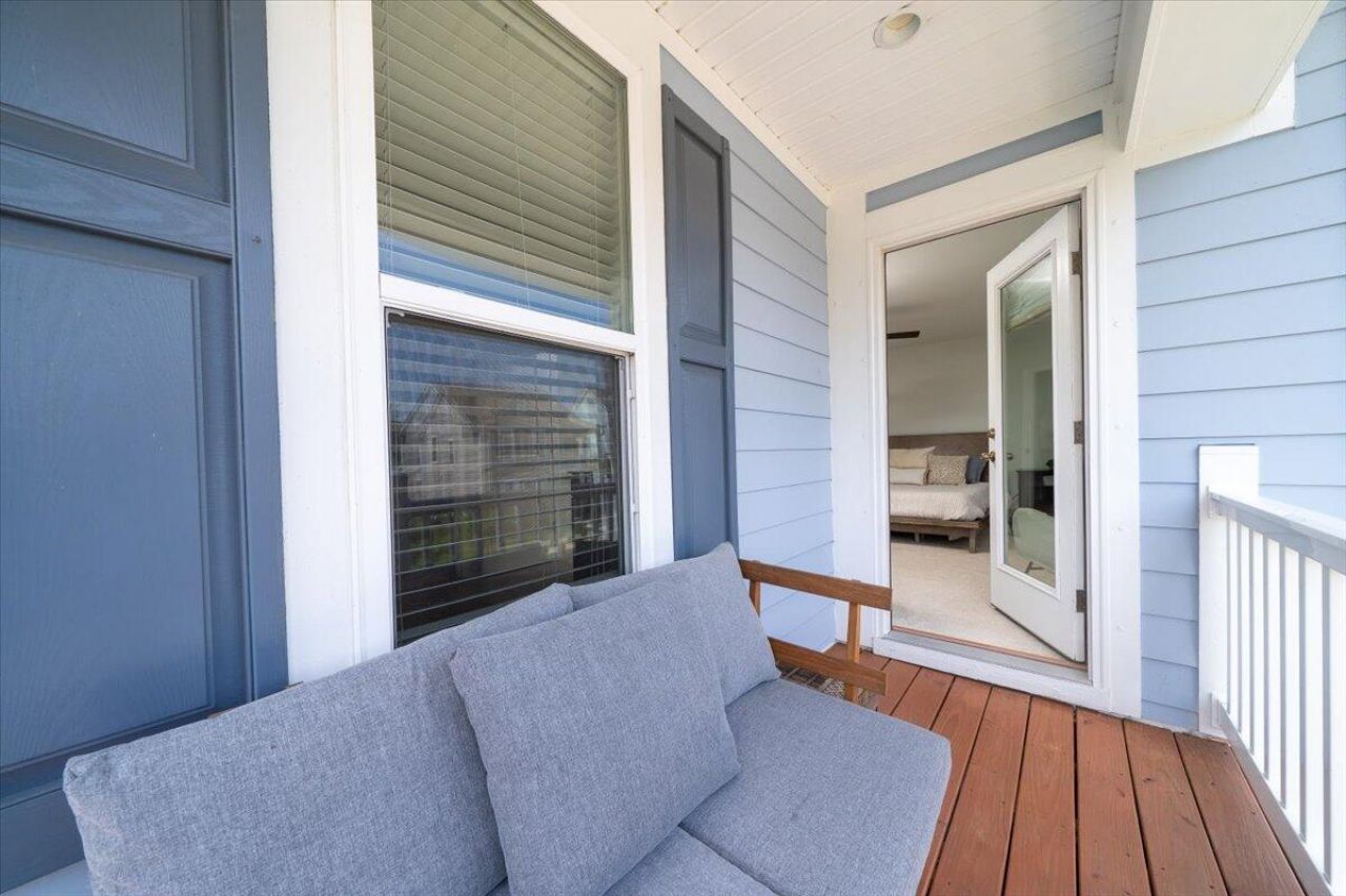 2017 Geranium Lane Photo 22