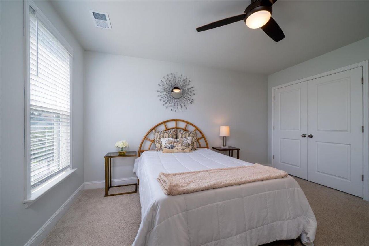 2017 Geranium Lane Photo 24