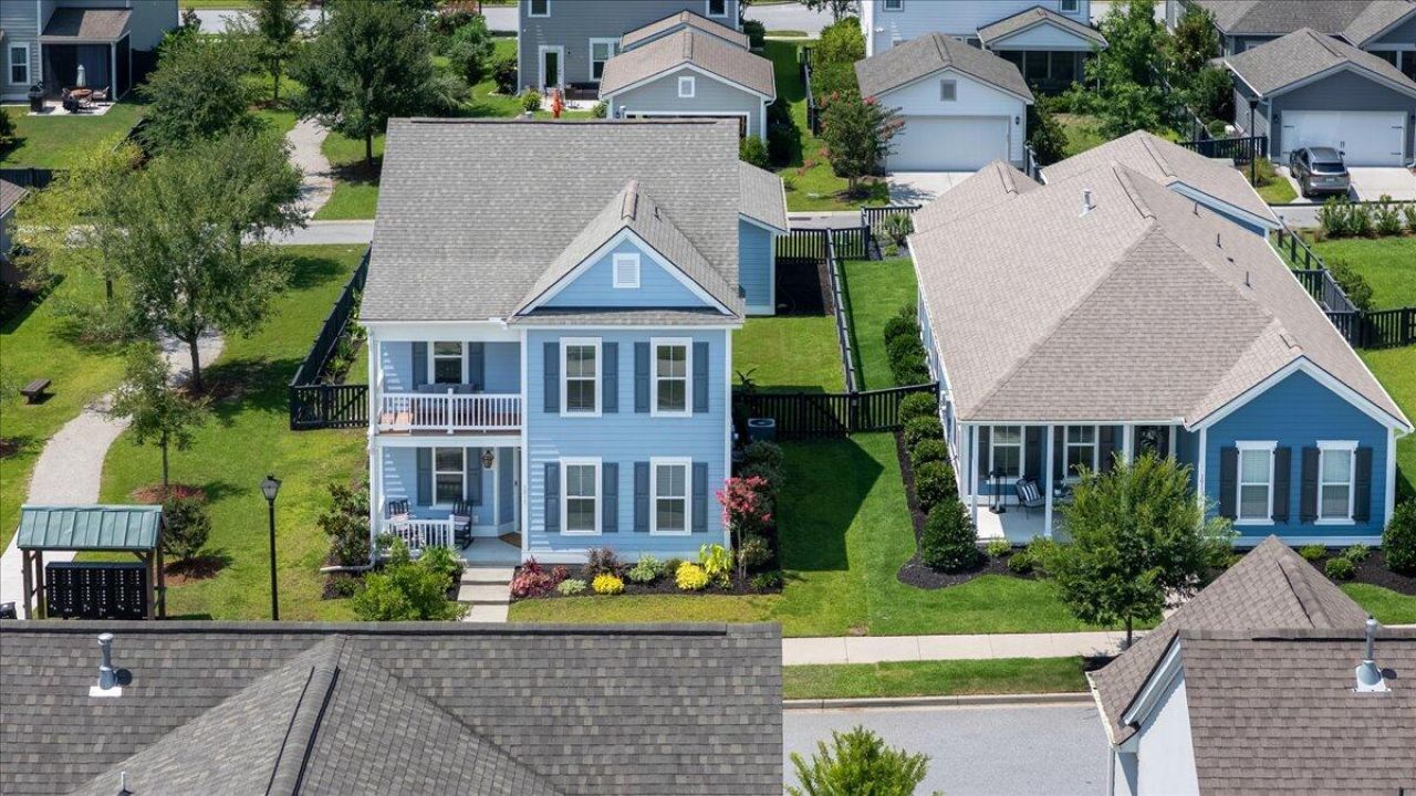 2017 Geranium Lane Photo 34