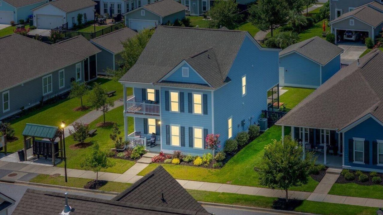 2017 Geranium Lane Photo 35