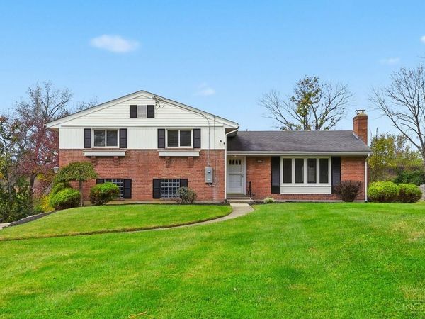 10489 Cinderella Drive, Montgomery, OH 45242