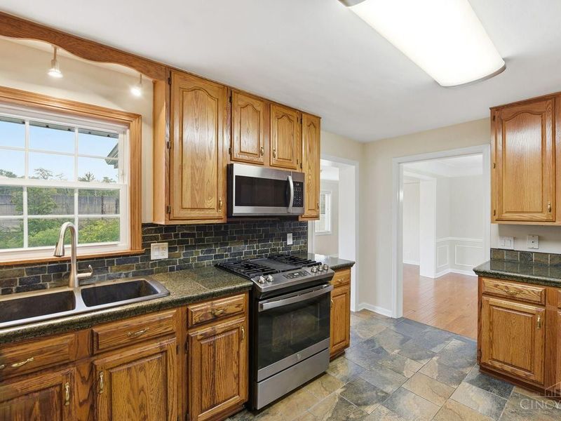 10489 Cinderella Drive, Montgomery, OH 45242 Photo 11