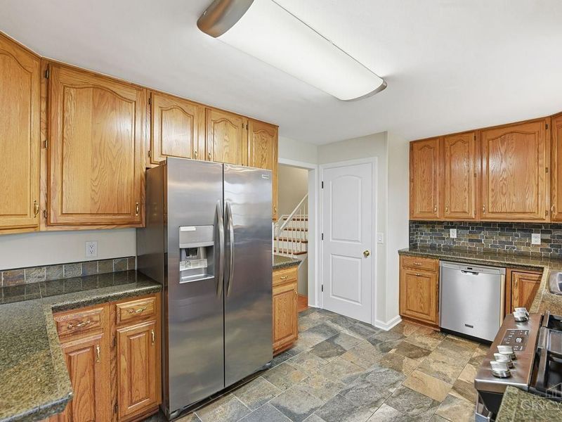 10489 Cinderella Drive, Montgomery, OH 45242 Photo 13