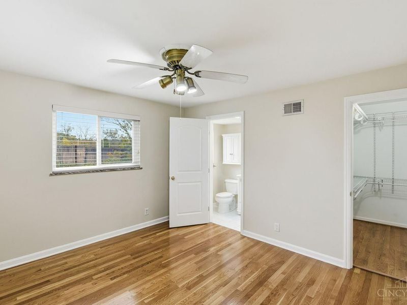 10489 Cinderella Drive, Montgomery, OH 45242 Photo 21