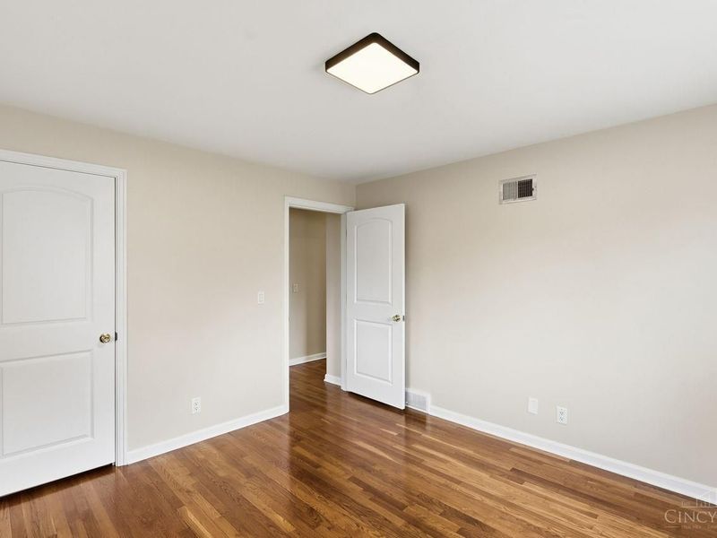 10489 Cinderella Drive, Montgomery, OH 45242 Photo 24