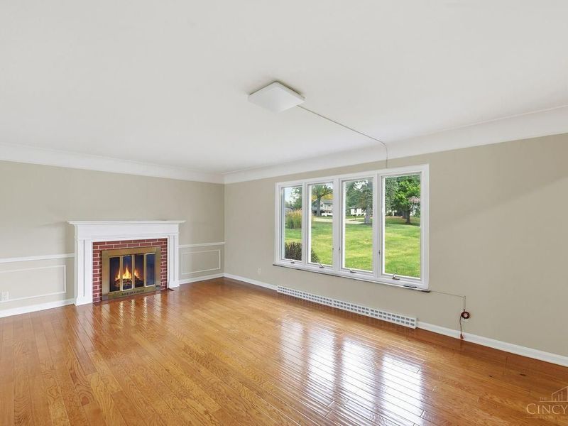 10489 Cinderella Drive, Montgomery, OH 45242 Photo 4