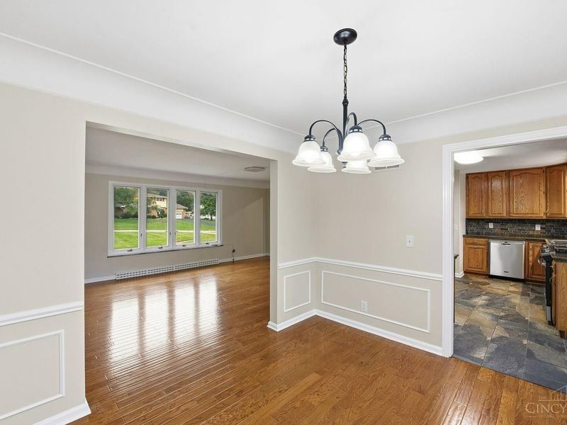 10489 Cinderella Drive, Montgomery, OH 45242 Photo 9