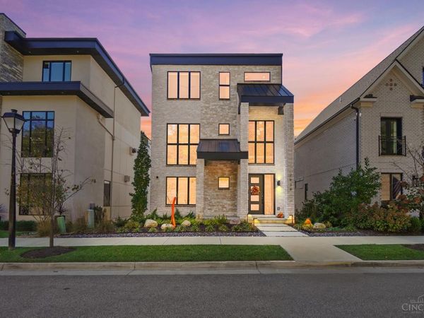 2939 Walworth Avenue, Cincinnati, OH 45226