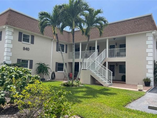 940 3rd ST S, Unit 202, NAPLES, FL 34102