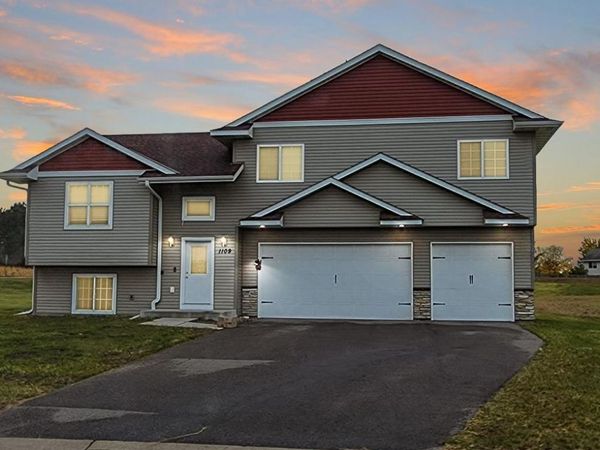 1109 8th Avenue, Isanti, MN 55040