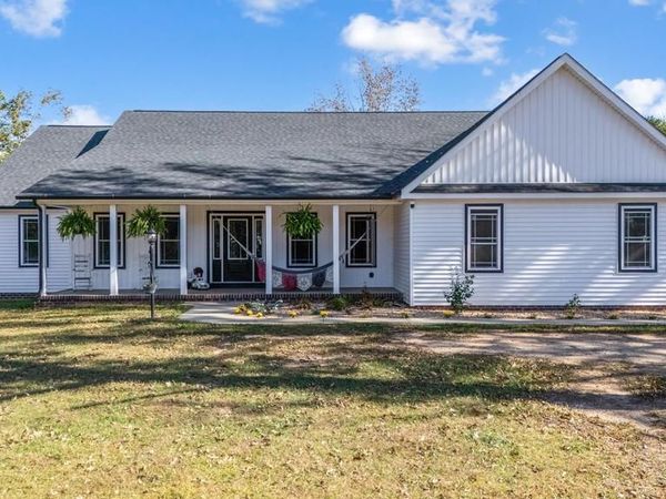 2072 CUMBERLAND RD, FARMVILLE, VA 23901