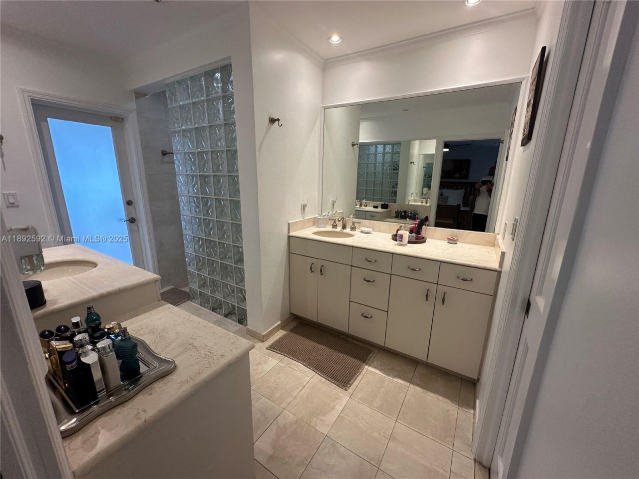 8050 SW 170th St, Palmetto Bay, FL 33157 Photo