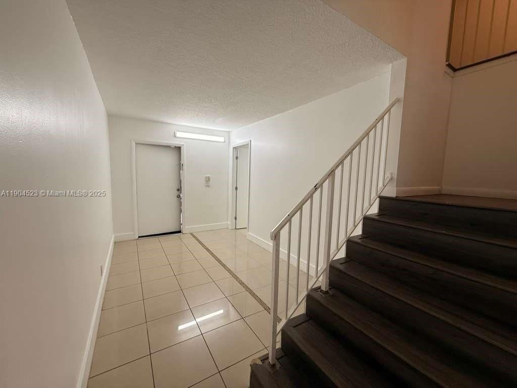 23 N Valencia Dr, Unit 2-32, Davie, FL 33324 Photo