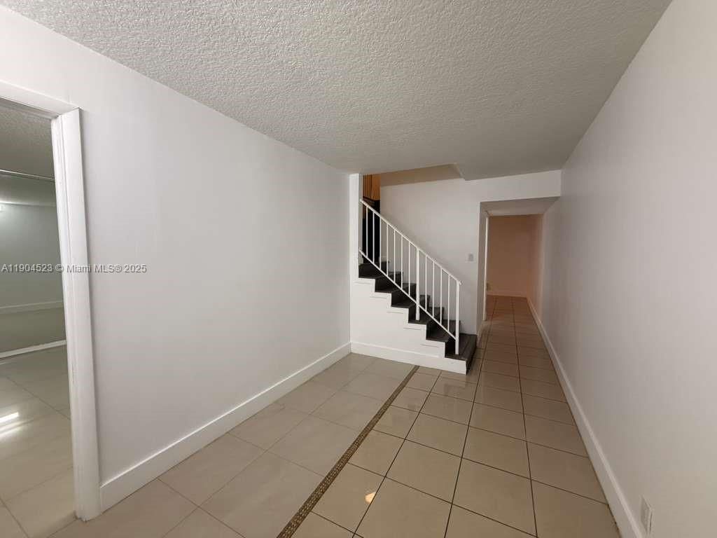 23 N Valencia Dr, Unit 2-32, Davie, FL 33324 Photo