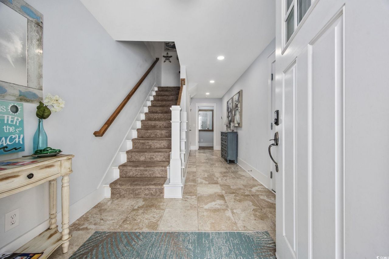 820 Madiera Dr. Photo 5