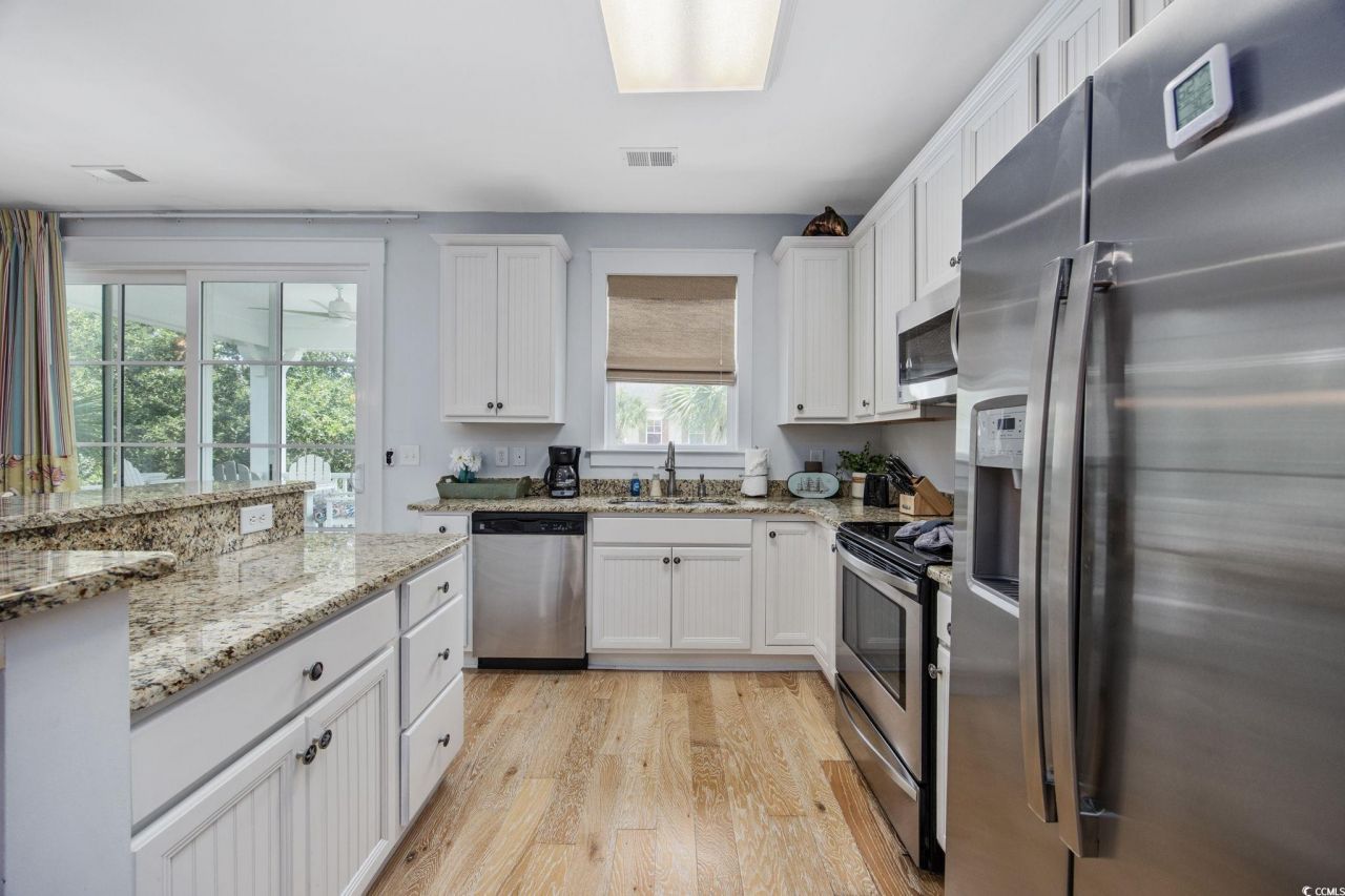 820 Madiera Dr. Photo 9