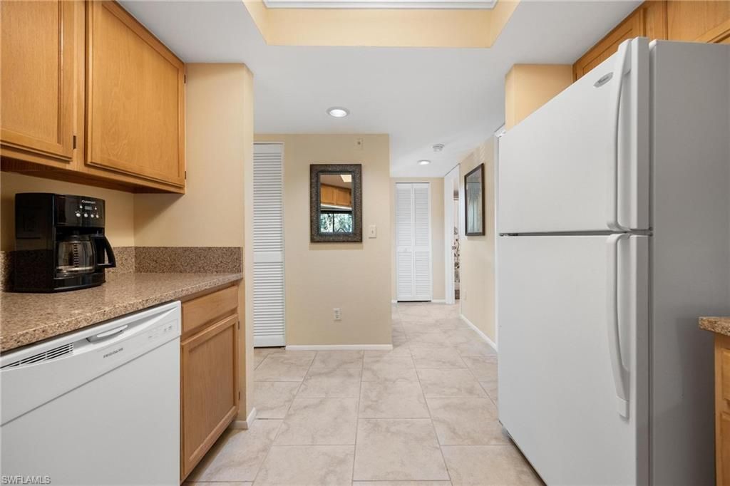 9627 Eaton Gardens Ln, Unit 204, Fort Myers, FL 33919 Photo