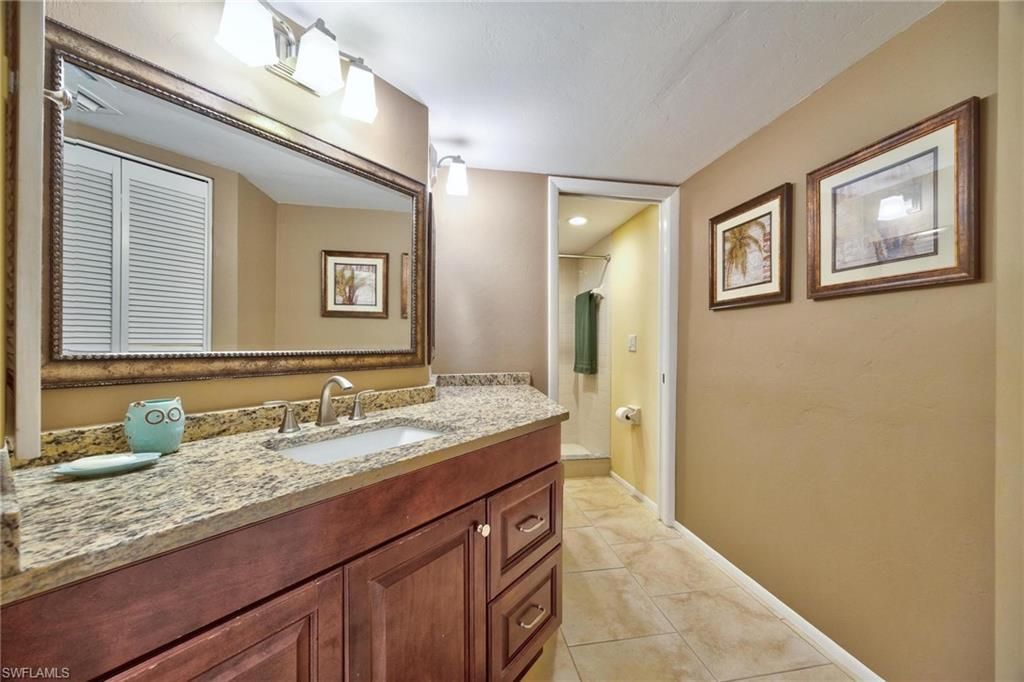 9627 Eaton Gardens Ln, Unit 204, Fort Myers, FL 33919 Photo