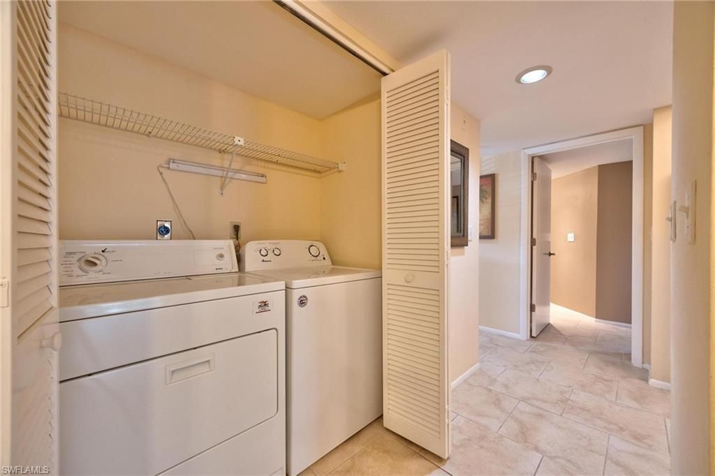 9627 Eaton Gardens Ln, Unit 204, Fort Myers, FL 33919 Photo