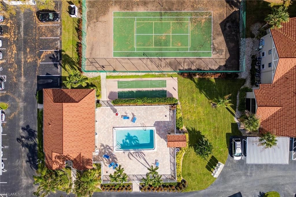 9627 Eaton Gardens Ln, Unit 204, Fort Myers, FL 33919 Photo