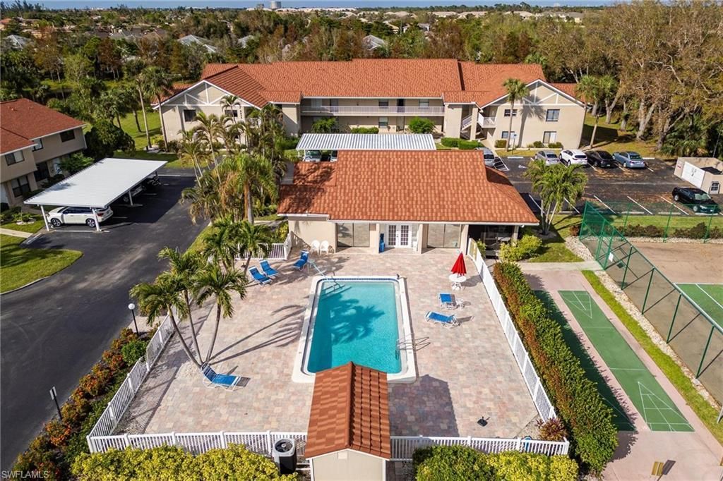 9627 Eaton Gardens Ln, Unit 204, Fort Myers, FL 33919 Photo