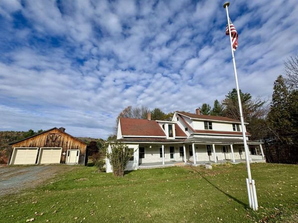 162 Town Forest Road, Barnet, VT 05821