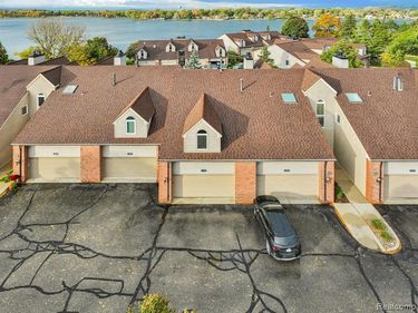 3388 Loon Lake Court, Waterford Twp, MI 48329