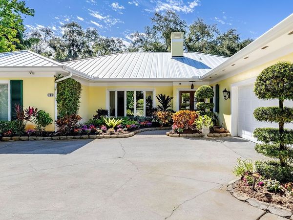 720 Painted Bunting Lane, Vero Beach, FL 32963