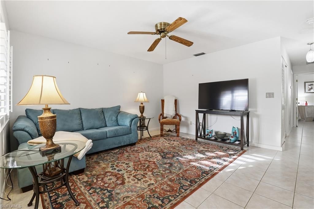 1113 Cape Coral Pkwy W, Unit 102, Cape Coral, FL 33914 Photo