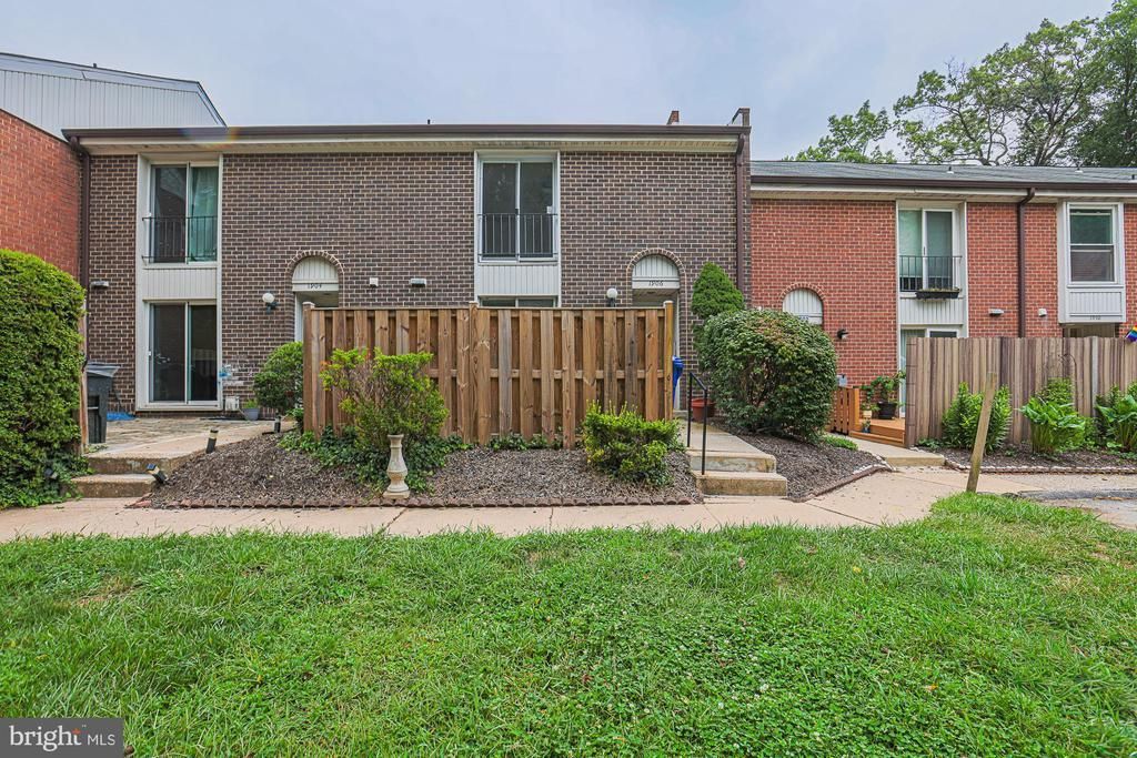 1906 Greenhaven Drive, Baltimore, MD 21209 Main Photo