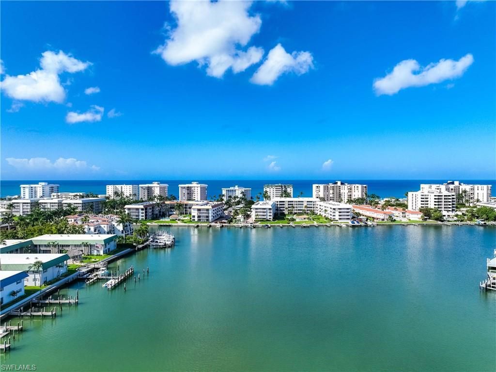 383 Harbour Dr, Unit 309, Naples, FL 34103 Photo