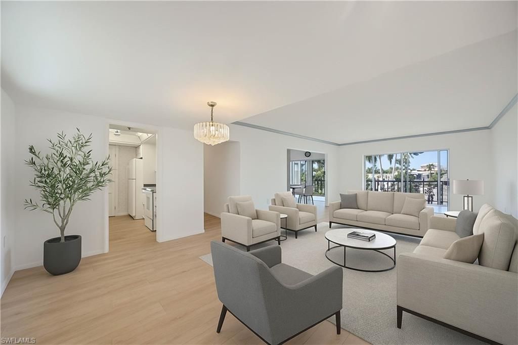 383 Harbour Dr, Unit 309, Naples, FL 34103 Photo