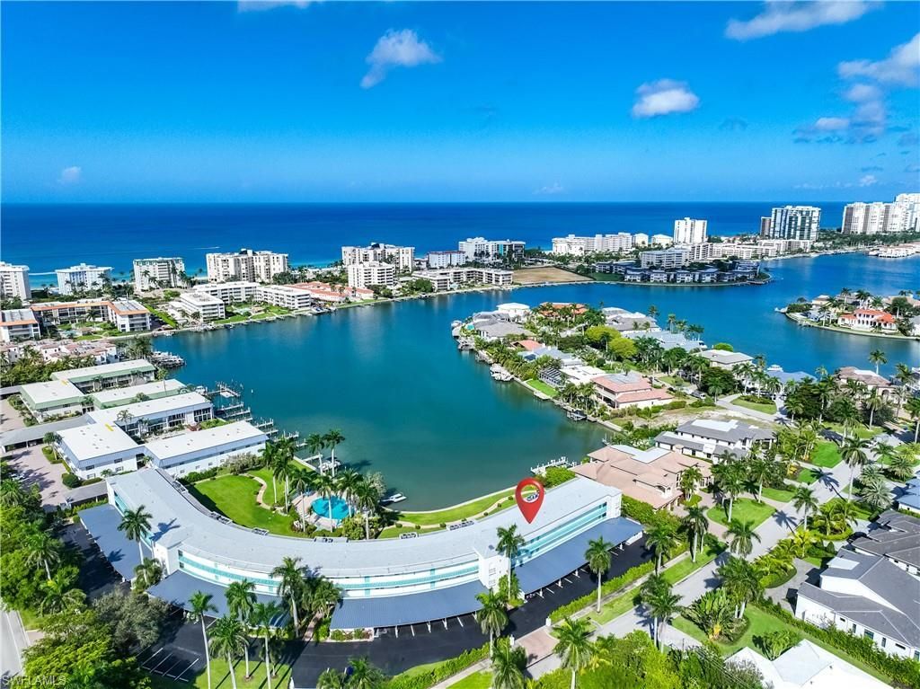 383 Harbour Dr, Unit 309, Naples, FL 34103 Photo