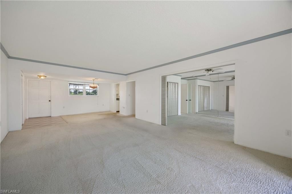 383 Harbour Dr, Unit 309, Naples, FL 34103 Photo