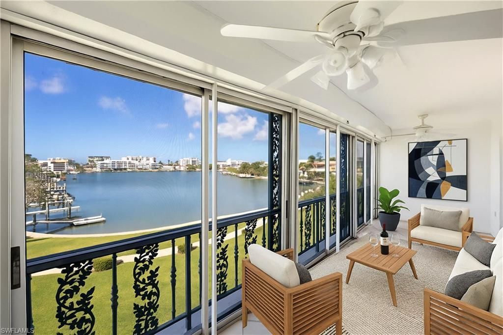 383 Harbour Dr, Unit 309, Naples, FL 34103 Photo