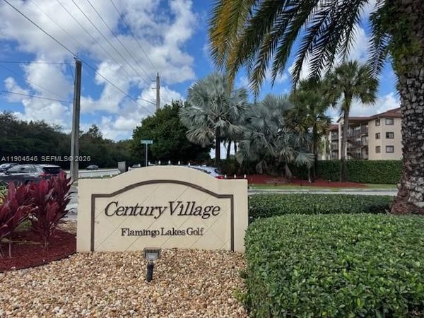 200 SW 132nd Way, Unit 212L, Pembroke Pines, FL 33027