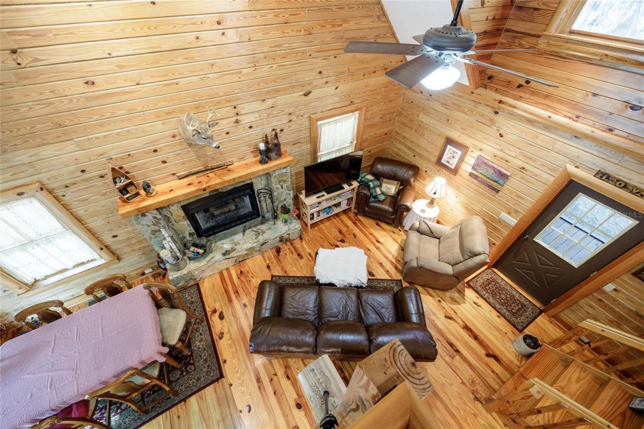 239 Riley Lake Drive, Hawthorne, FL 32640 Photo