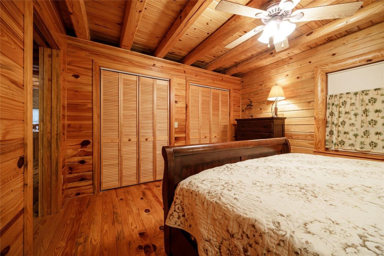 239 Riley Lake Drive, Hawthorne, FL 32640 Photo