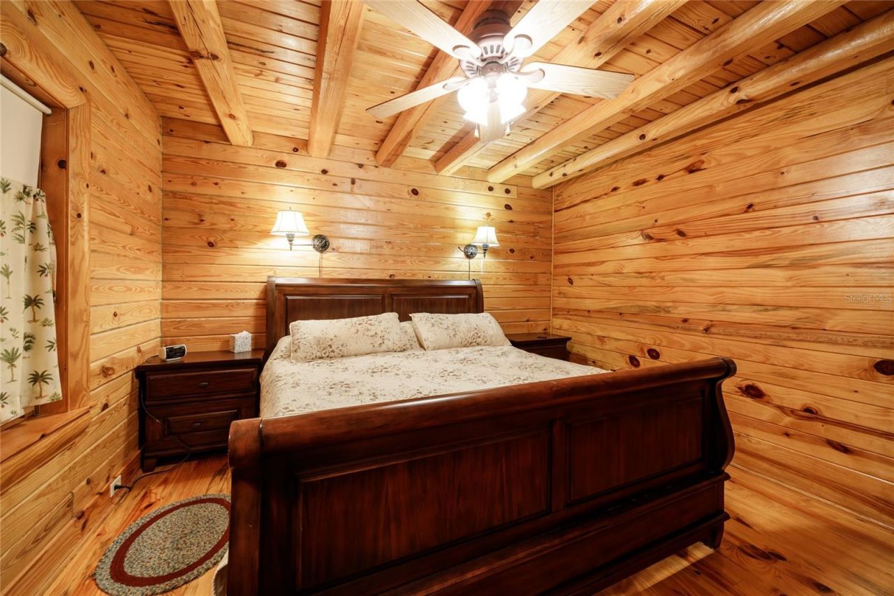 239 Riley Lake Drive, Hawthorne, FL 32640 Photo