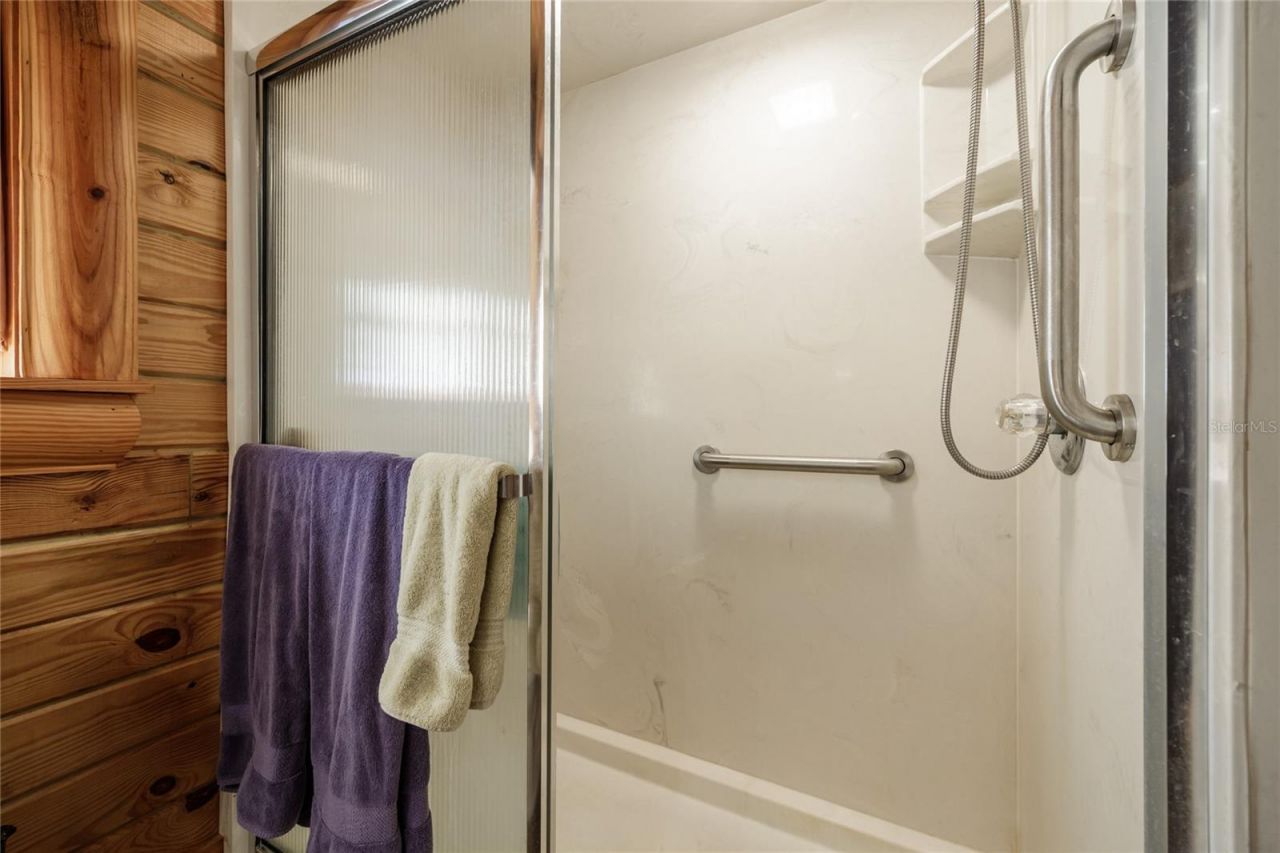 239 Riley Lake Drive, Hawthorne, FL 32640 Photo