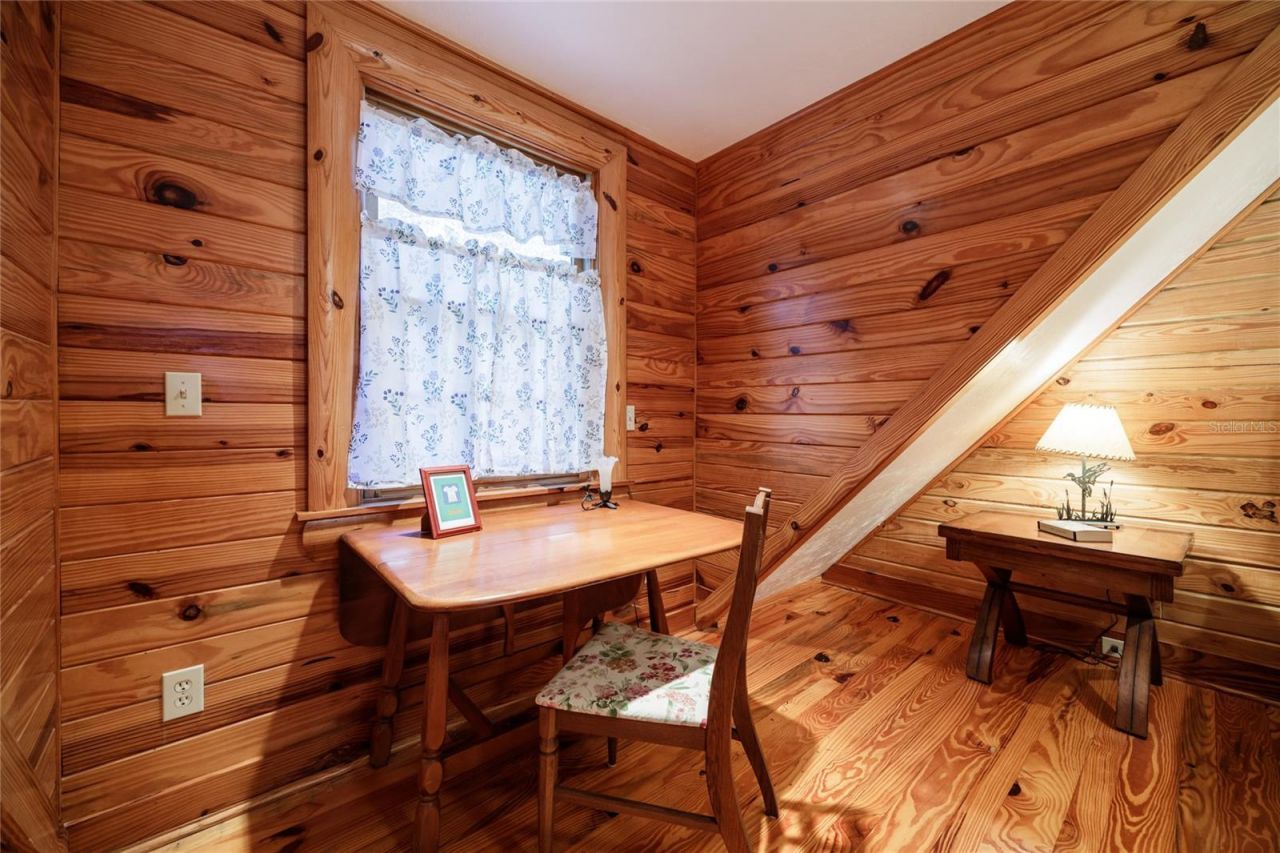 239 Riley Lake Drive, Hawthorne, FL 32640 Photo